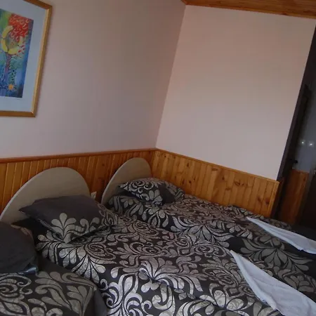 варненци Hotel